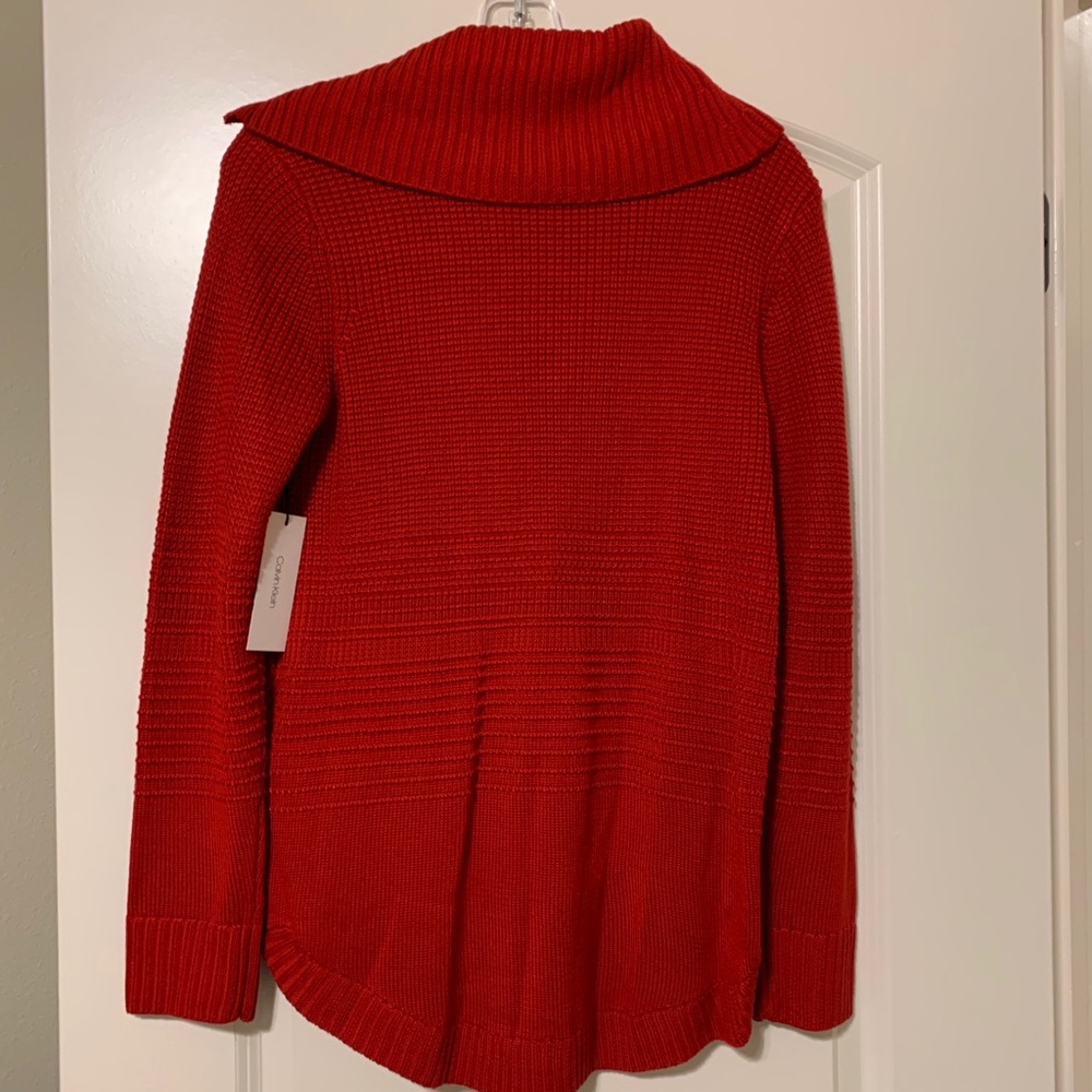 ✨Brand 🆕 Red Calvin Klein Sweater✨ - Picture 3 of 10